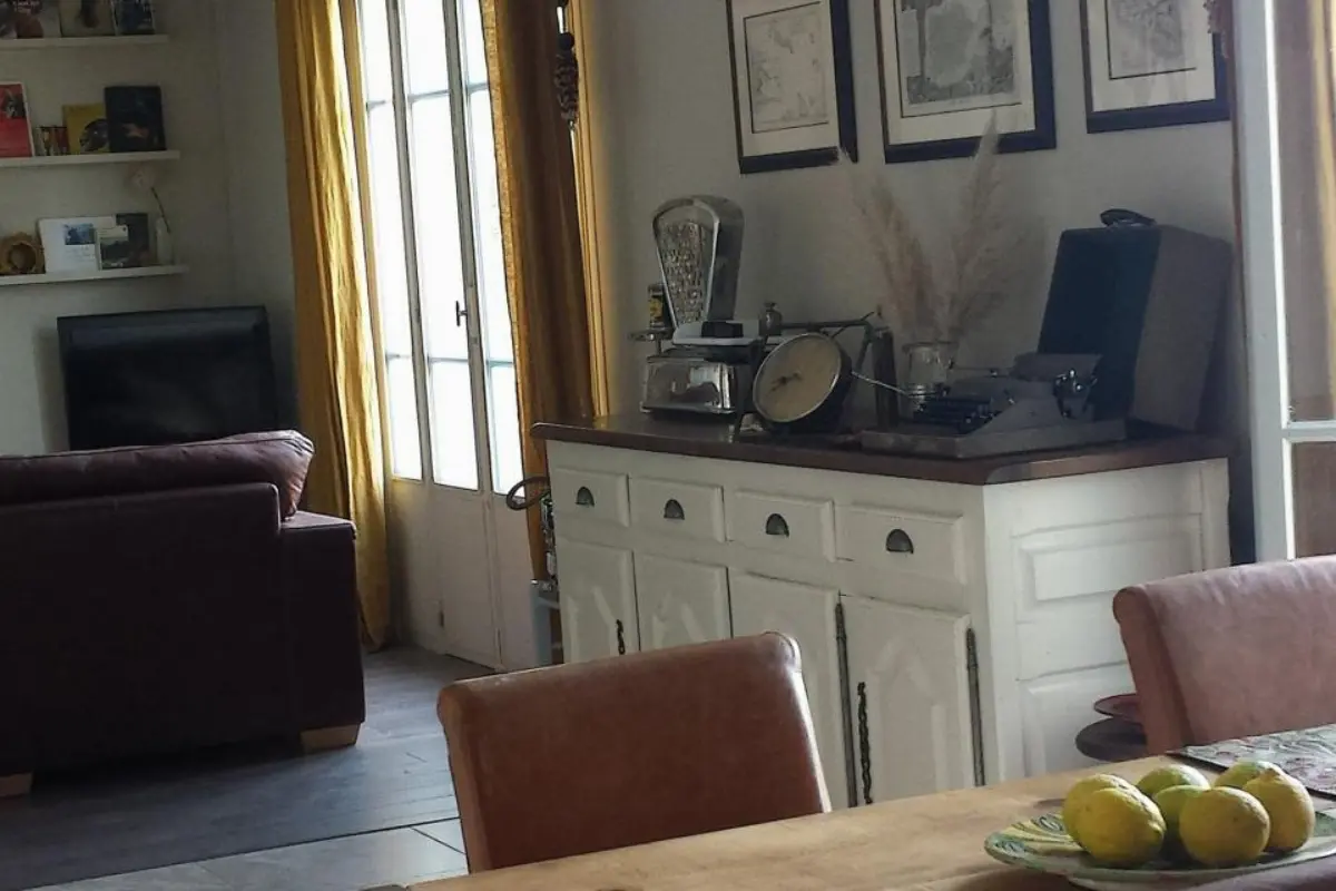 Casa godi lorgues 17